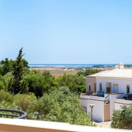 Vale Da Ribeira J By Destination Algarve Holiday home